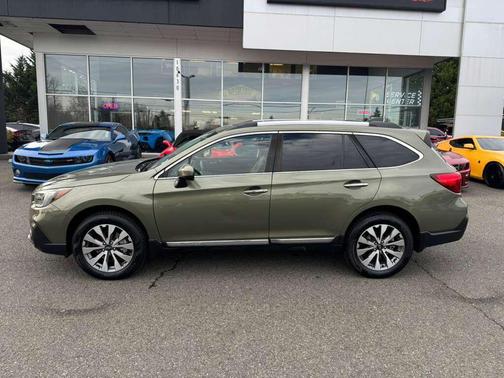 2018 Subaru Outback 2.5i Touring