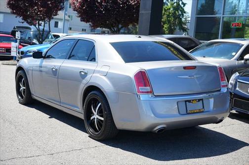 2011 Chrysler 300 Limited