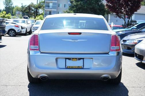 2011 Chrysler 300 Limited
