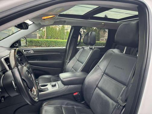 2017 Jeep Grand Cherokee Summit