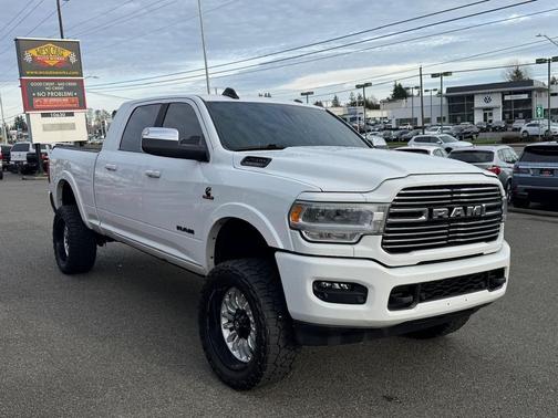 2022 RAM 2500 Laramie Mega Cab 4x4 6'4' Box