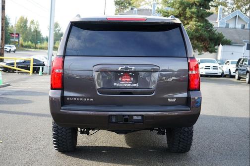 2018 Chevrolet Suburban LT