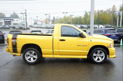 2004 Dodge Ram 1500 SLT