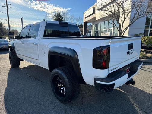 2015 GMC Sierra 2500 Denali