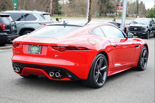 2018 Jaguar F-TYPE R