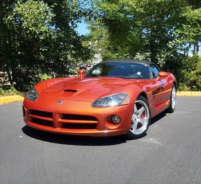 2005 Dodge Viper SRT10