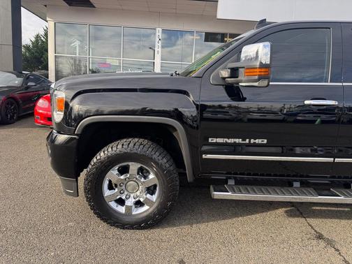 2016 GMC Sierra 3500 Denali