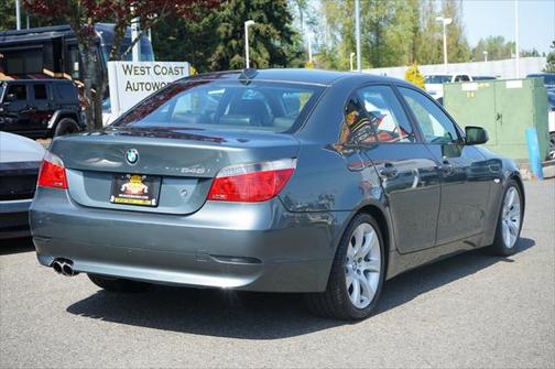 2004 BMW 545 545i