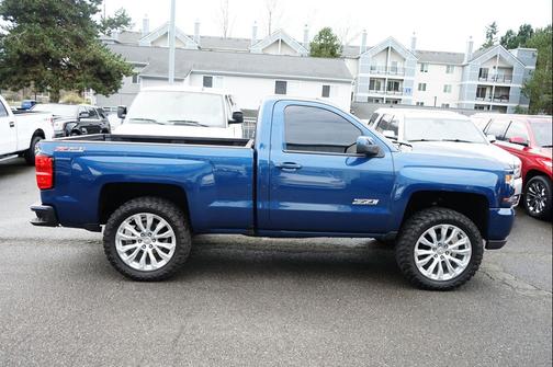 2017 Chevrolet Silverado 1500 2LT