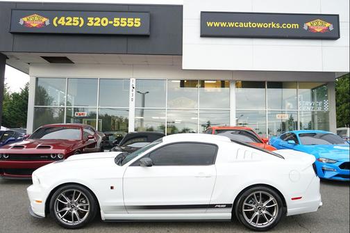 2014 Ford Mustang V6