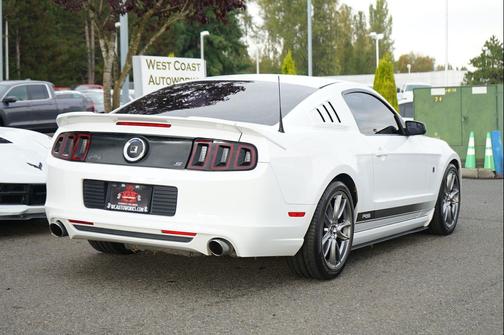 2014 Ford Mustang V6