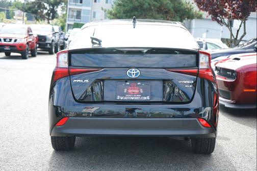 2022 Toyota Prius XLE