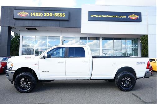 2020 RAM 2500 Laramie Crew Cab 4x4 8' Box