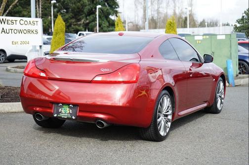 2014 INFINITI Q60 Sport