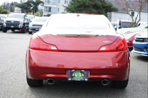 2014 INFINITI Q60 Sport