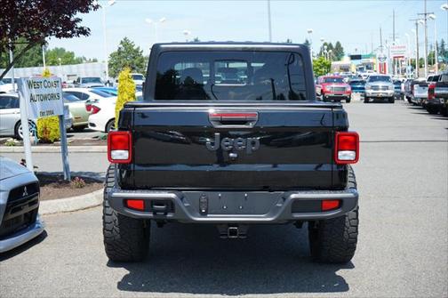 2022 Jeep Gladiator Sport S
