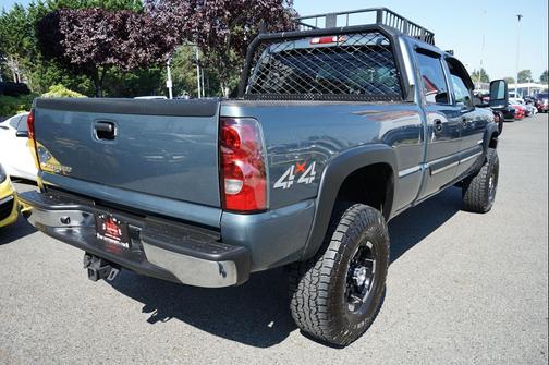 2006 Chevrolet Silverado 2500 LT H/D Crew Cab