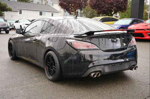 2011 Hyundai Genesis Coupe 3.8 Track