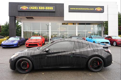 2011 Hyundai Genesis Coupe 3.8 Track