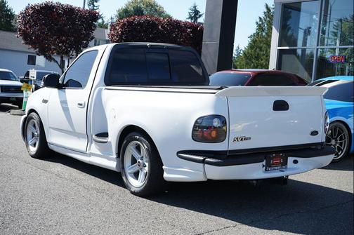 2004 Ford F-150 Lightning