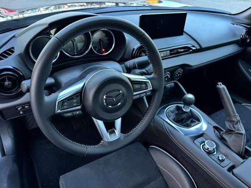 2025 Mazda MX-5 Miata RF Club
