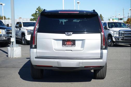 2019 Cadillac Escalade Platinum