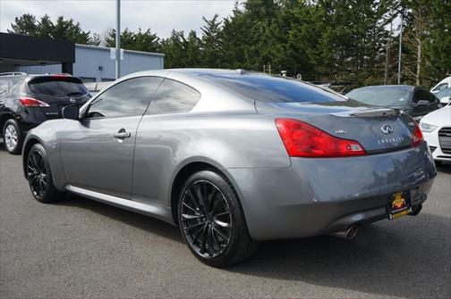 2015 INFINITI Q60 S