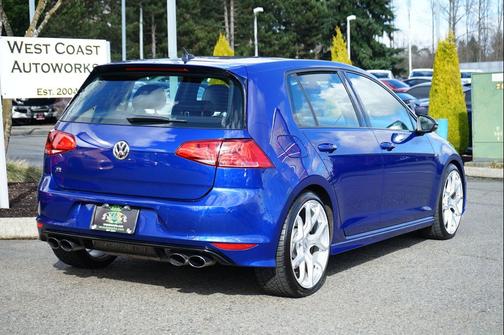 2015 Volkswagen Golf R 4-Door w/DCC & Navigation