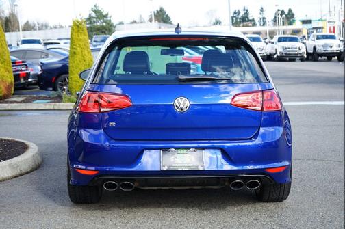 2015 Volkswagen Golf R 4-Door w/DCC & Navigation