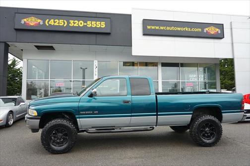 1997 Dodge Ram 2500 ST Club Cab