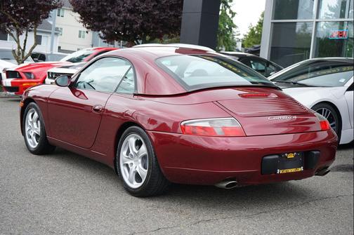 2000 Porsche 911 Carrera