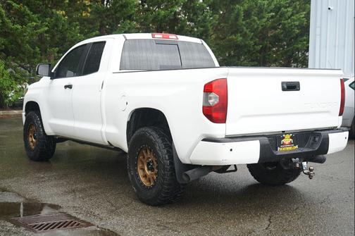 2018 Toyota Tundra SR5