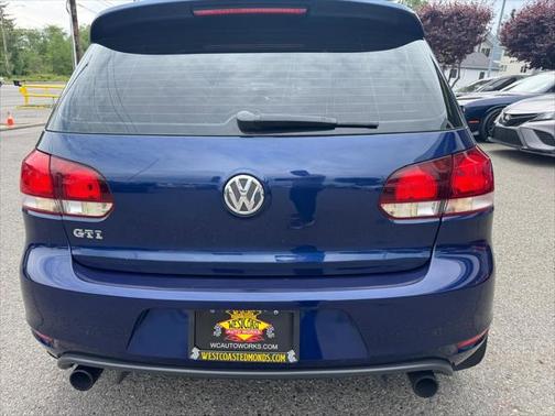 2010 Volkswagen GTI 4-Door