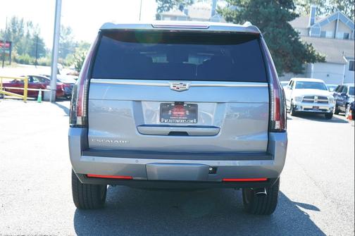 2018 Cadillac Escalade Platinum
