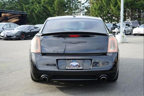 2012 Chrysler 300 SRT8