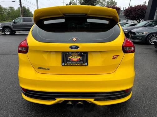 2017 Ford Focus ST