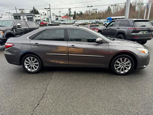 2015 Toyota Camry Hybrid XLE