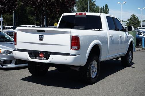 2018 RAM 2500 Laramie Crew Cab 4x4 6'4' Box