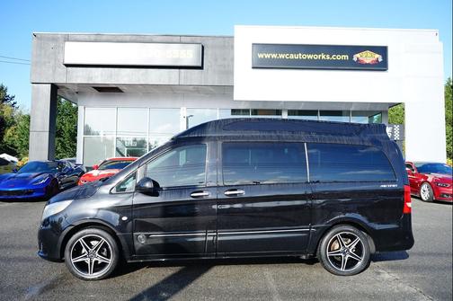 2016 Mercedes-Benz Metris Base