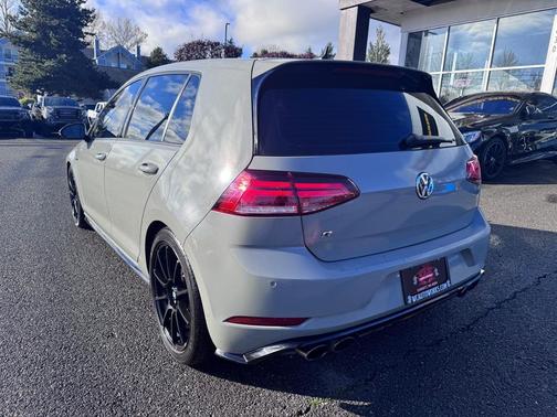 2018 Volkswagen Golf R 2.0T DSG
