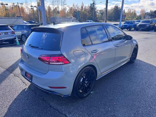 2018 Volkswagen Golf R 2.0T DSG