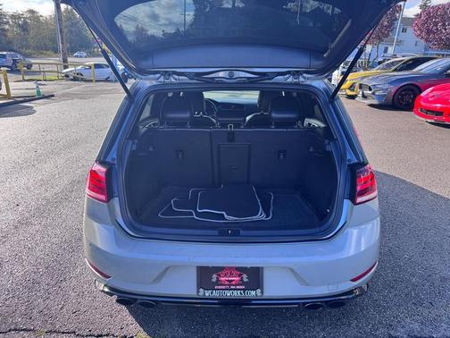 2018 Volkswagen Golf R 2.0T DSG