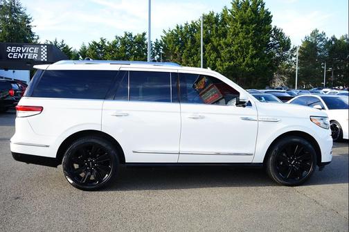 2022 Lincoln Navigator Reserve