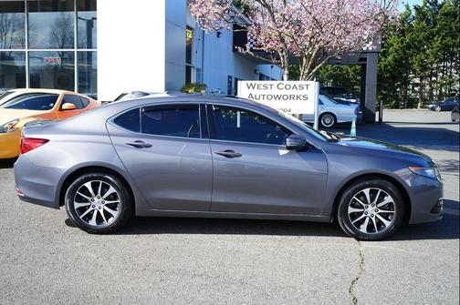 2017 Acura TLX w/Technology Package