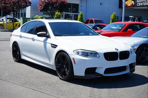 2014 BMW M5 Base