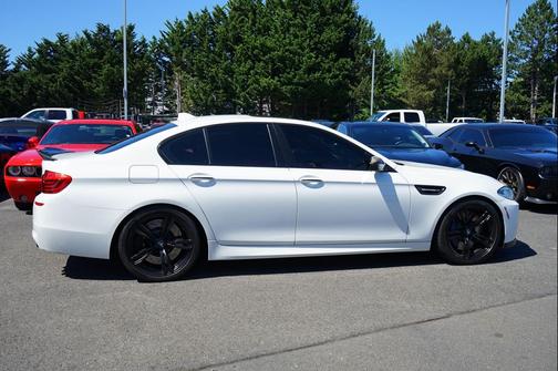 2014 BMW M5 Base