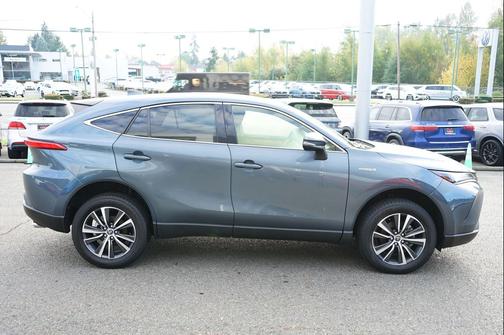 2021 Toyota Venza LE