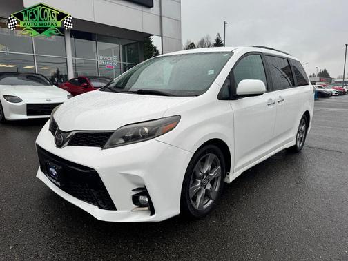 2018 Toyota Sienna SE Premium