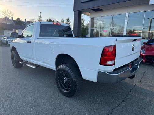 2018 RAM 2500 Tradesman Regular Cab 4x4 8' Box