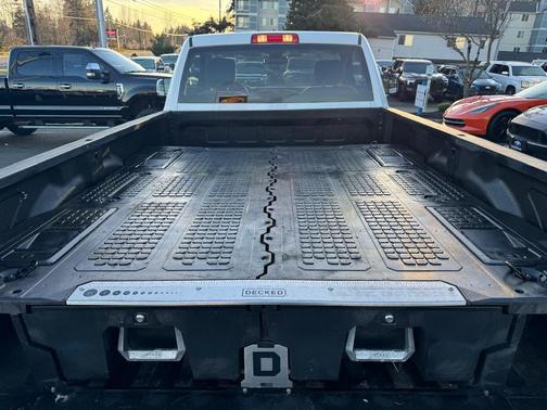 2018 RAM 2500 Tradesman Regular Cab 4x4 8' Box